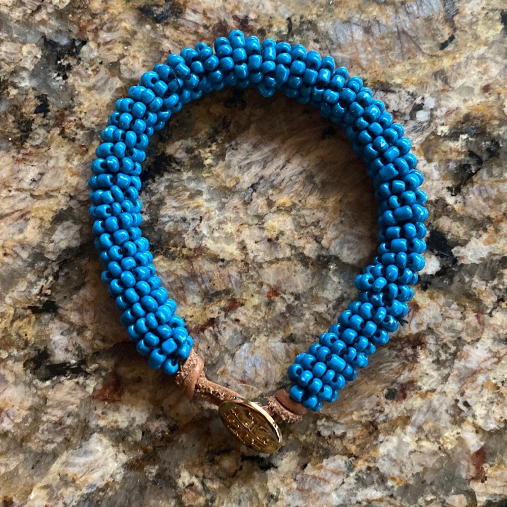 Tory Burch turquoise beaded bracelet. Like New